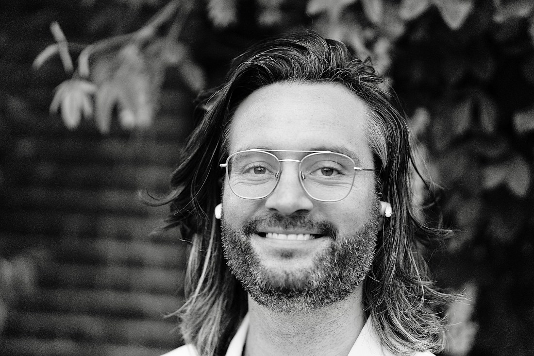 portret-m-bril-oortjes - 1 kopie