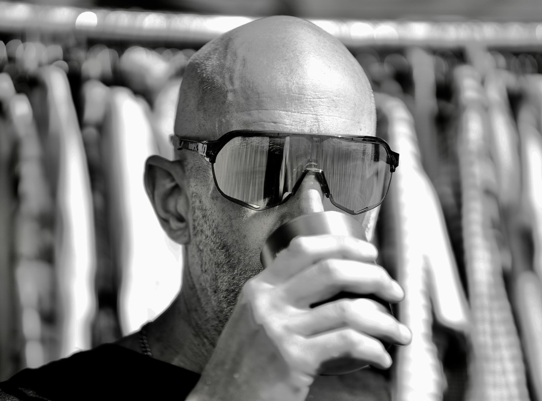 portret-m-handkoffie - 1 kopie