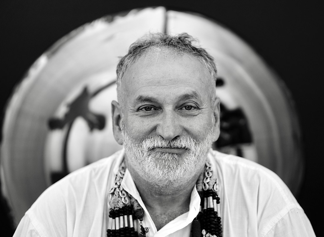 portret-m-kunstenaar-spuimarkt - 1 kopie