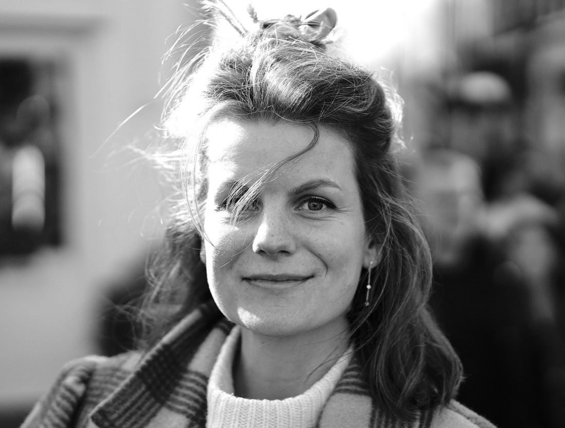 portret-v-haar oog lok - 1 kopie