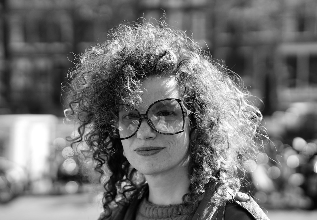 portret-v-krulhaarbril - 1 (1) kopie